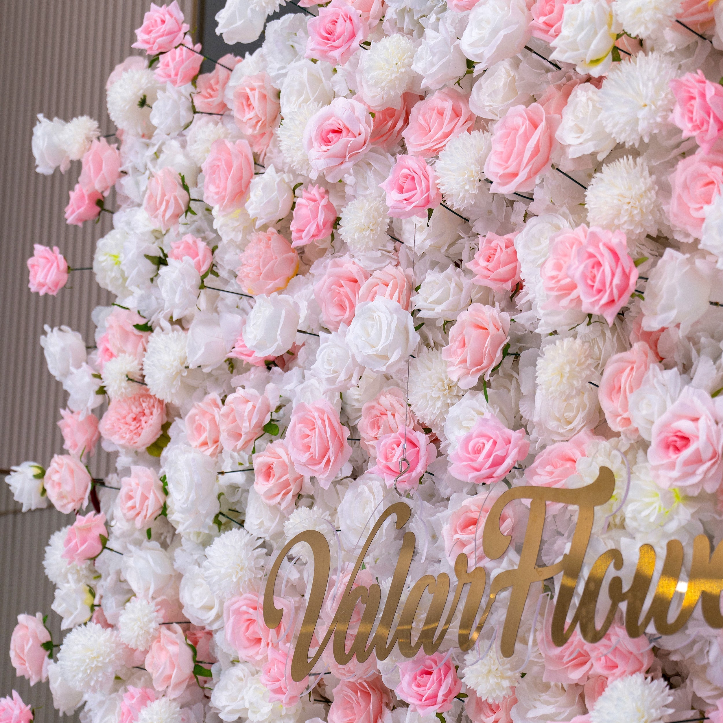 ' Exquisite Flower Wall: A Blend of Elegance and Durability with Soft Pink and White Artificial Blooms. Ideal for Weddings and Events. Easy Setup | VF-409