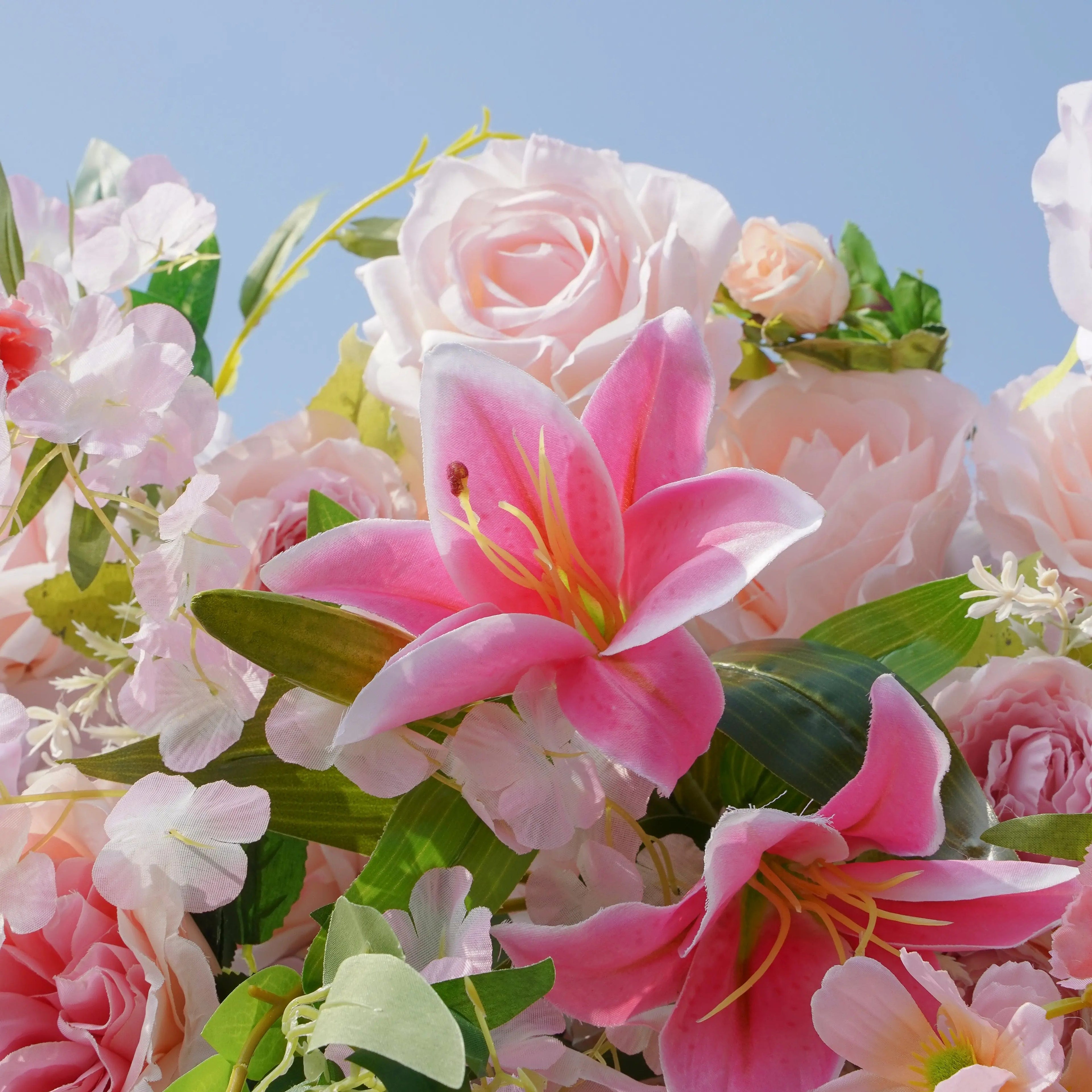 Alice：5D Fabric Artificial rolling up curtain flower wall Free Shipping
