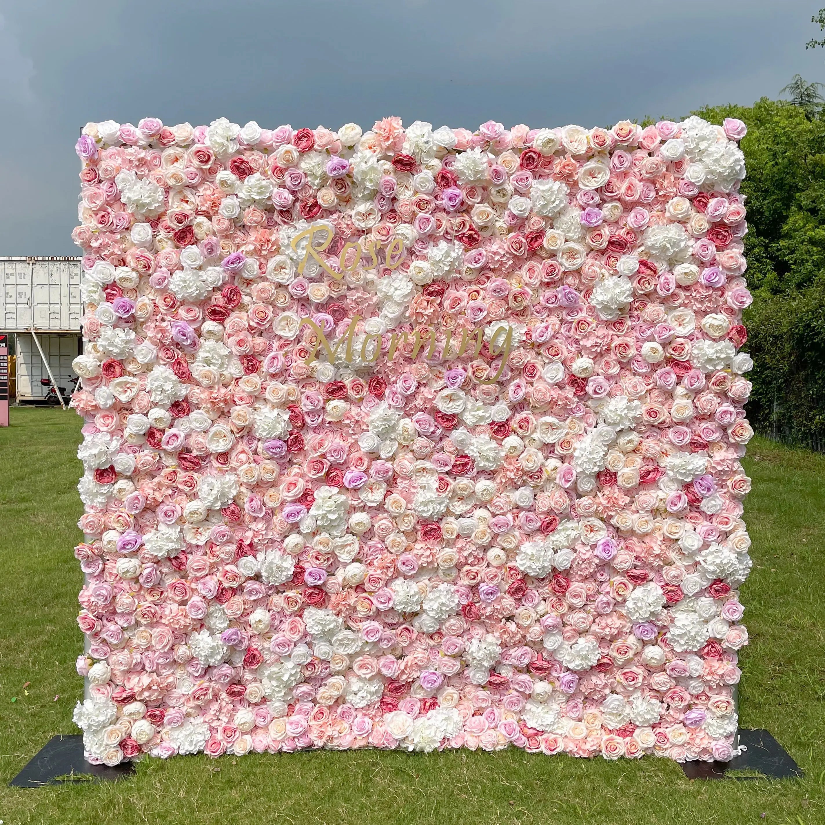 Allan：5D Fabric Artificial rolling up curtain flower wall Free Shipping