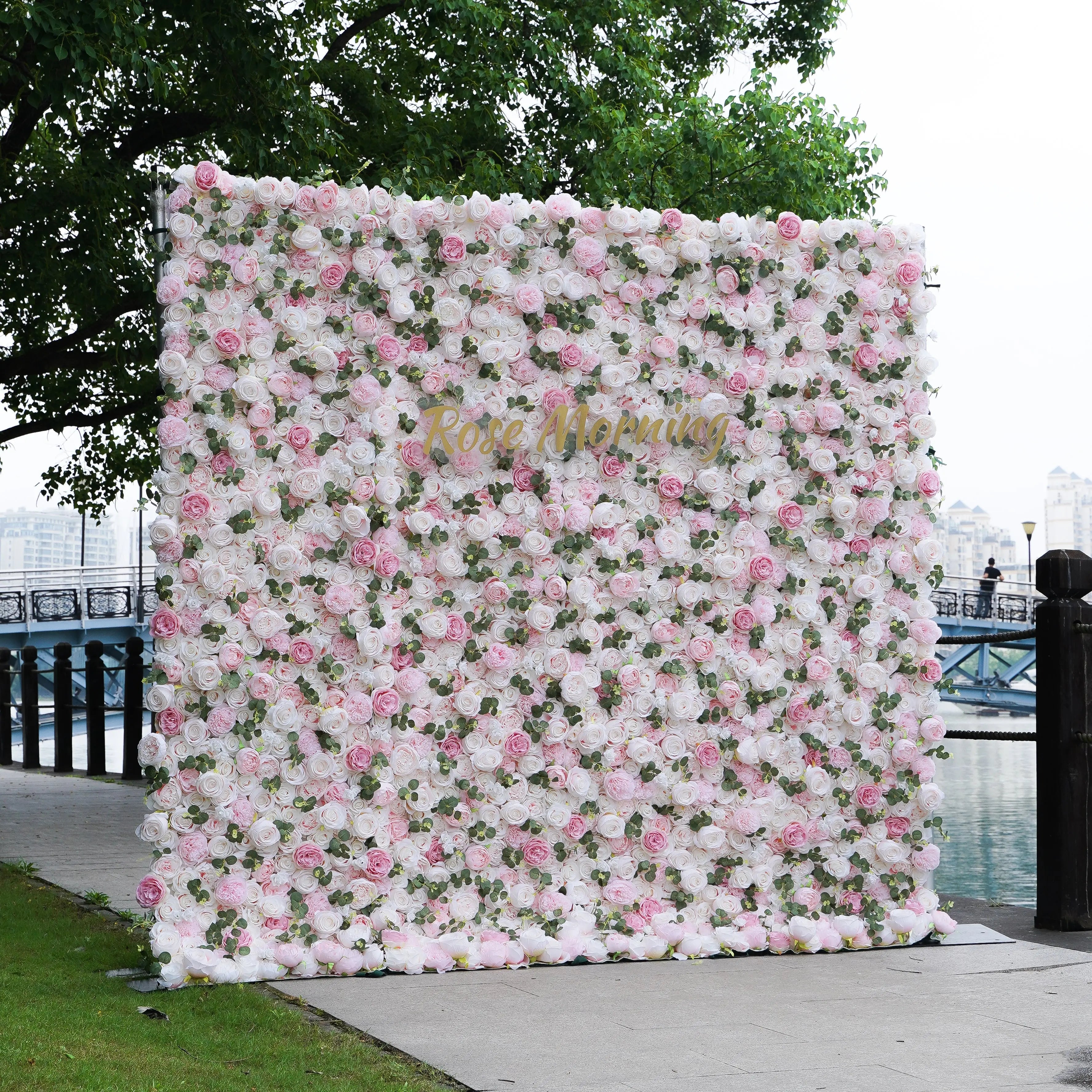 Cathy：4D Fabric Artificial rolling up curtain flower wall Free Shipping