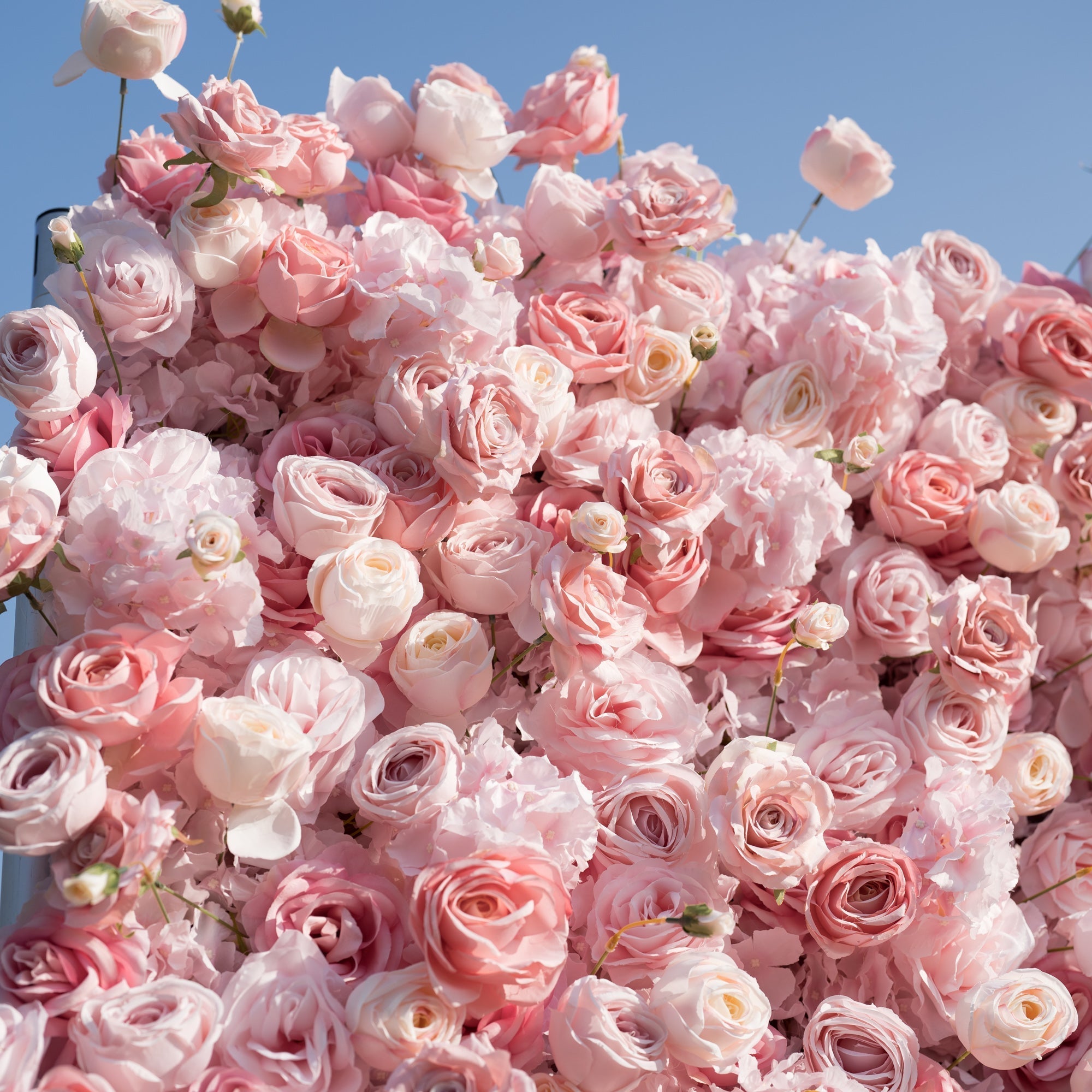 Roll Up Artificial Lush Pink Floral Wall | VF-501