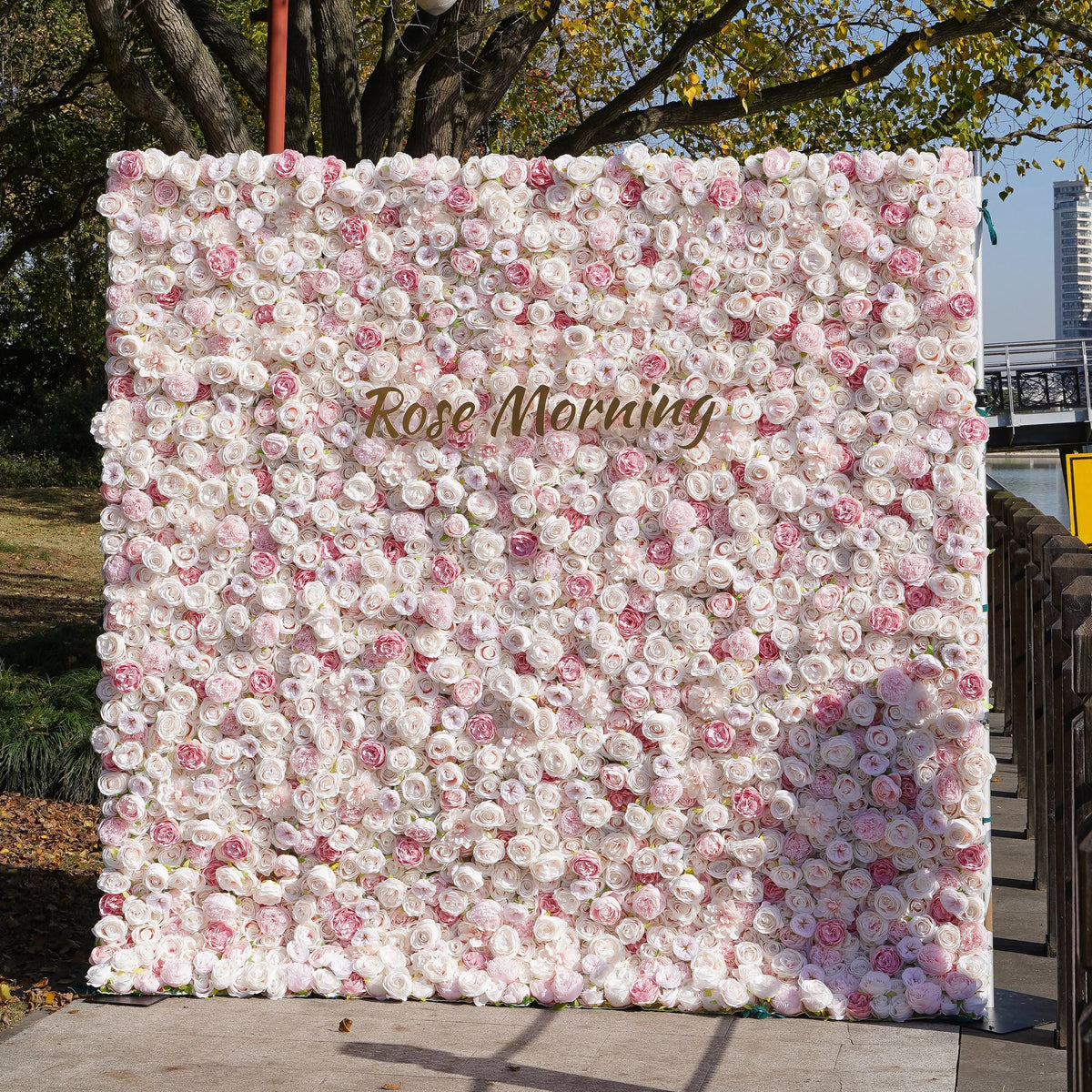 Miss Bella：3D Fabric Artificial rolling up curtain flower wall Free Shipping