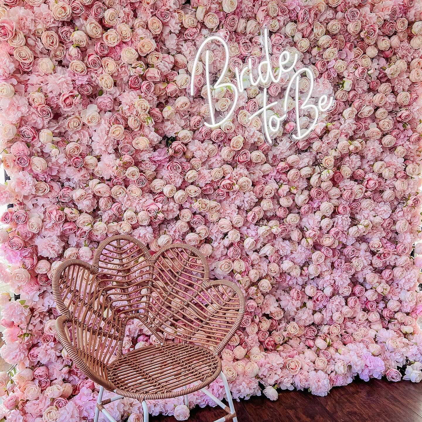Roll Up Artificial Lush Pink Floral Wall | VF-501