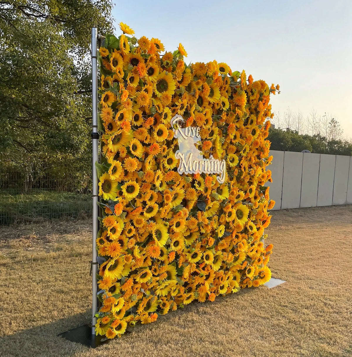 Sunflower：5D Fabric Artificial rolling up curtain flower wall Free Shipping