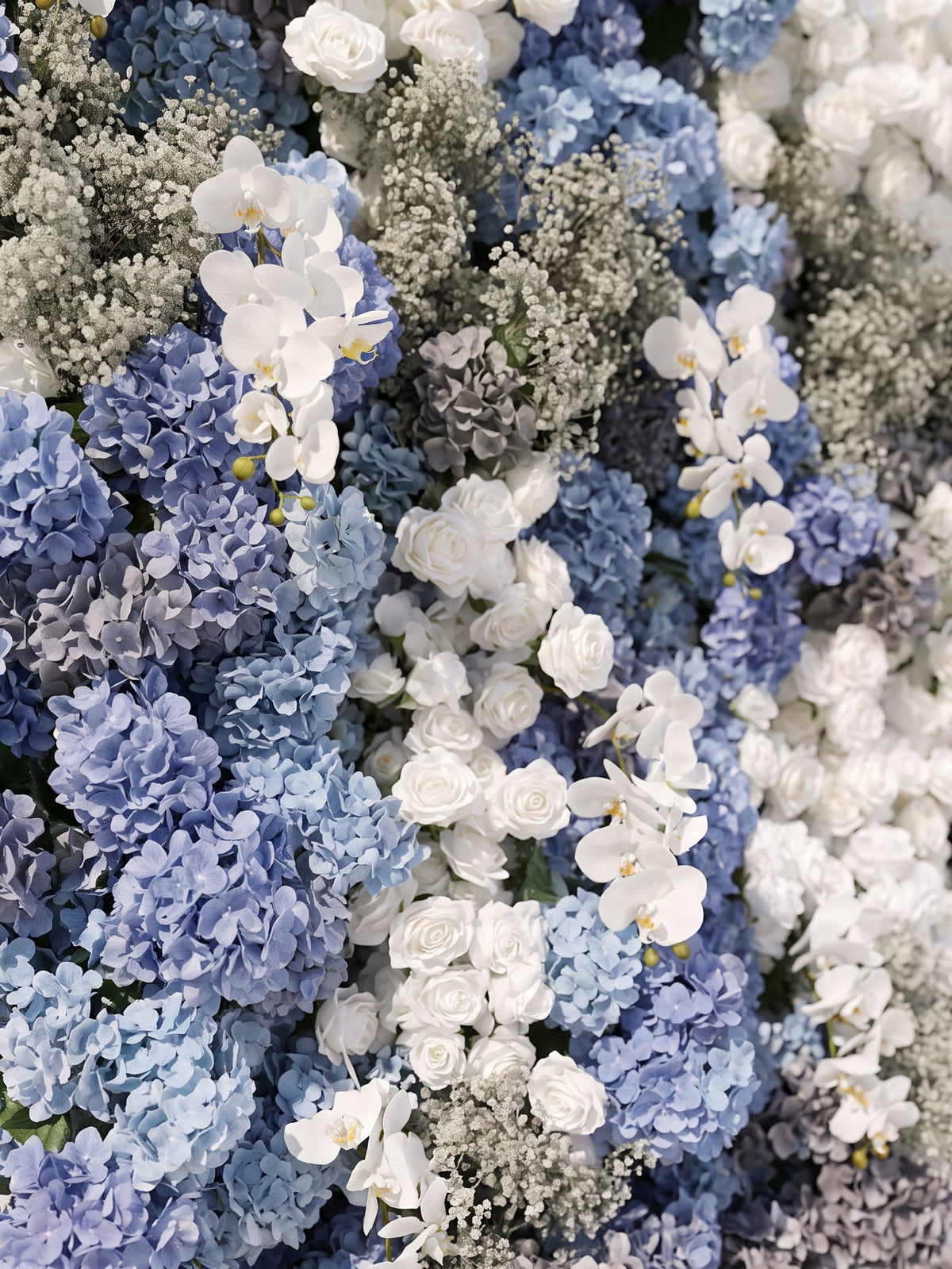 Zarena 5D Fabric Artificial rolling up curtain flower wall — floral detail