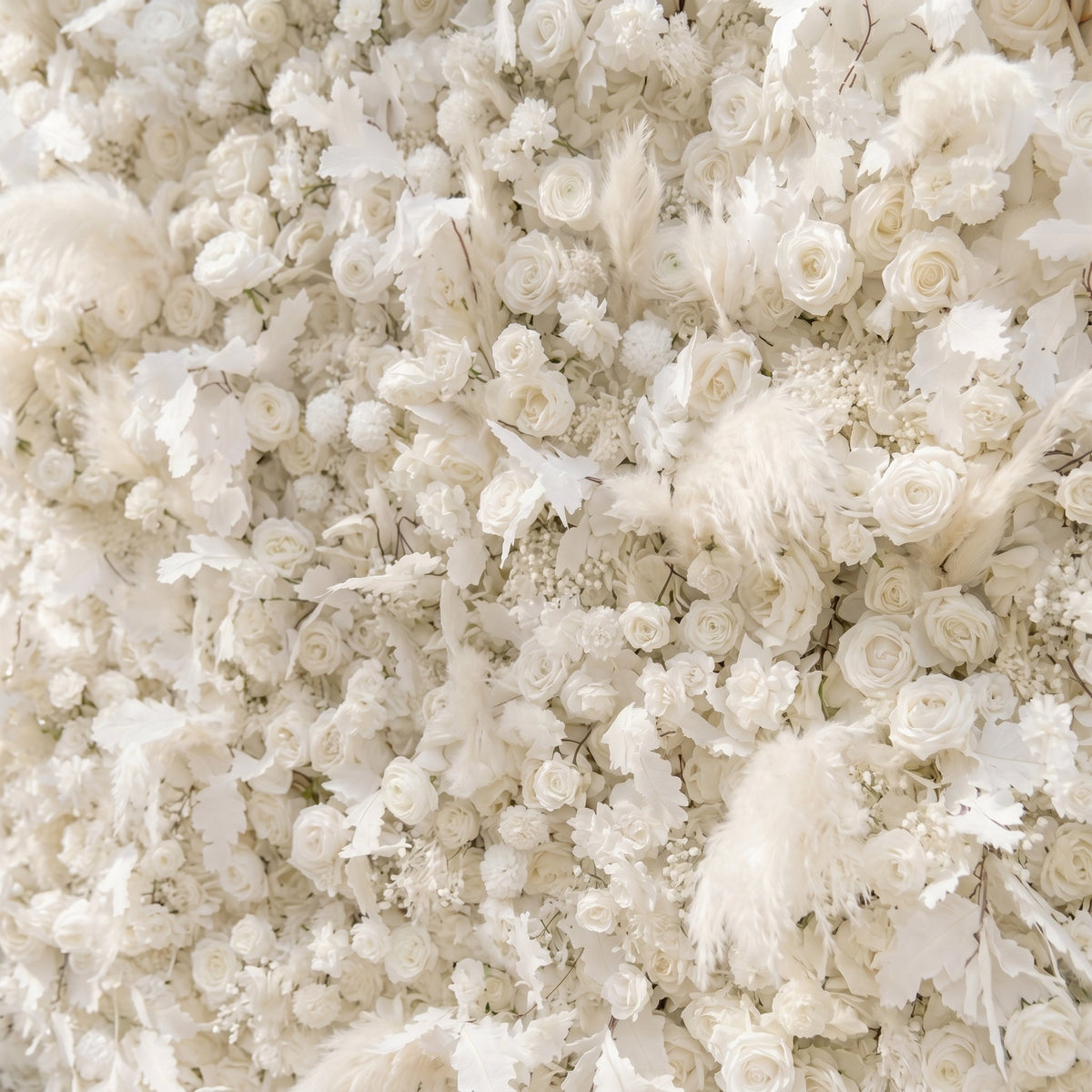 Zarenbelle: Classic White 5D Flower wall with Roses and Pampas for Wedding&Event Decor zarenbelle detail 1