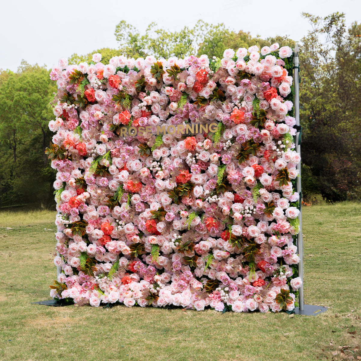 Daniela ：5D Fabric Artificial rolling up curtain flower wall Free Shipping
