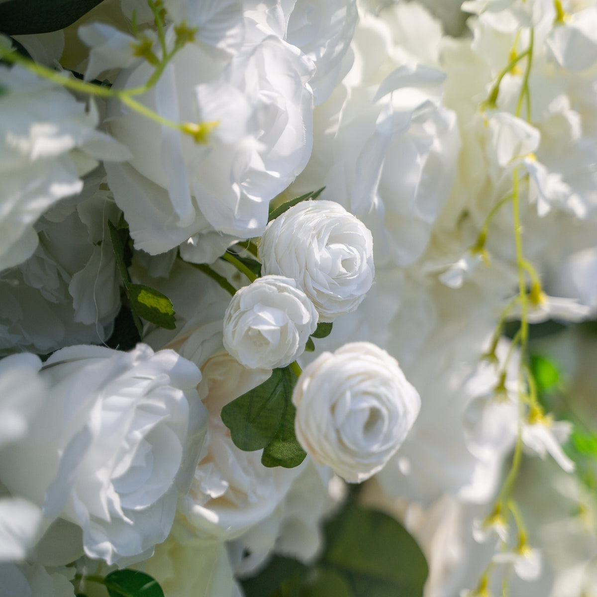 Eve 2025：5D Fabric Artificial rolling up curtain flower wall Free Shipping