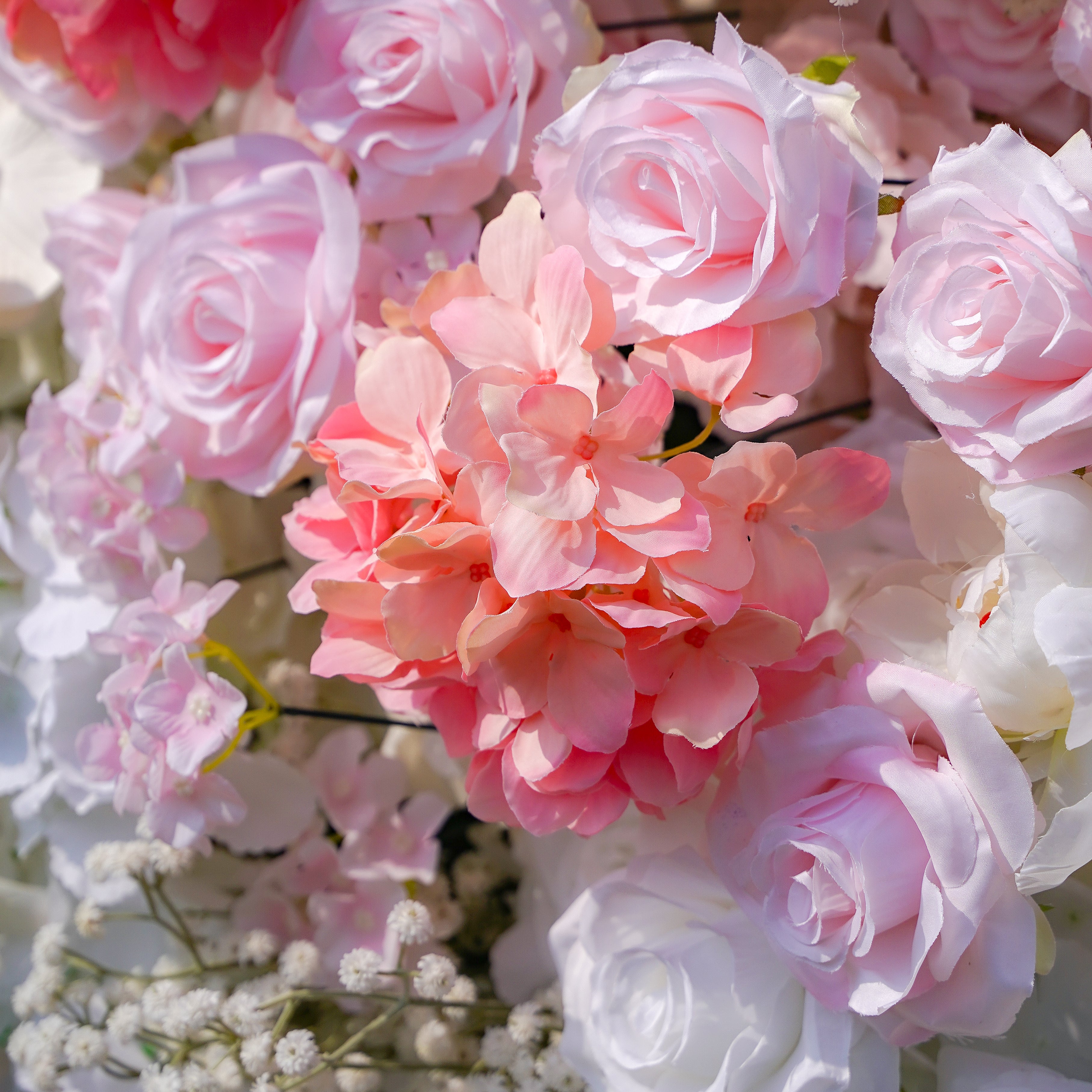 Nari：5D Fabric Artificial rolling up curtain flower wall Rose Morning